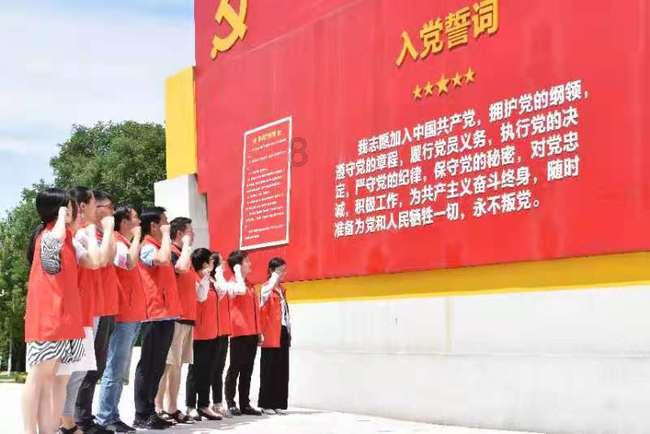 裙子有自带安全裤吗？